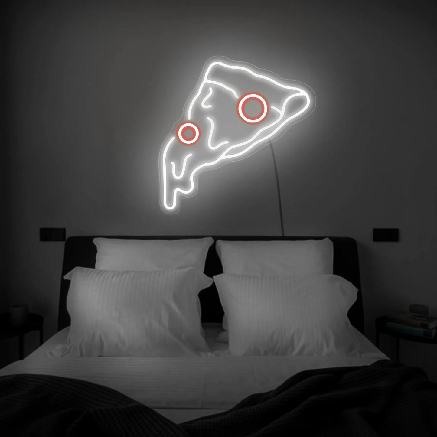 Pizza neon sign