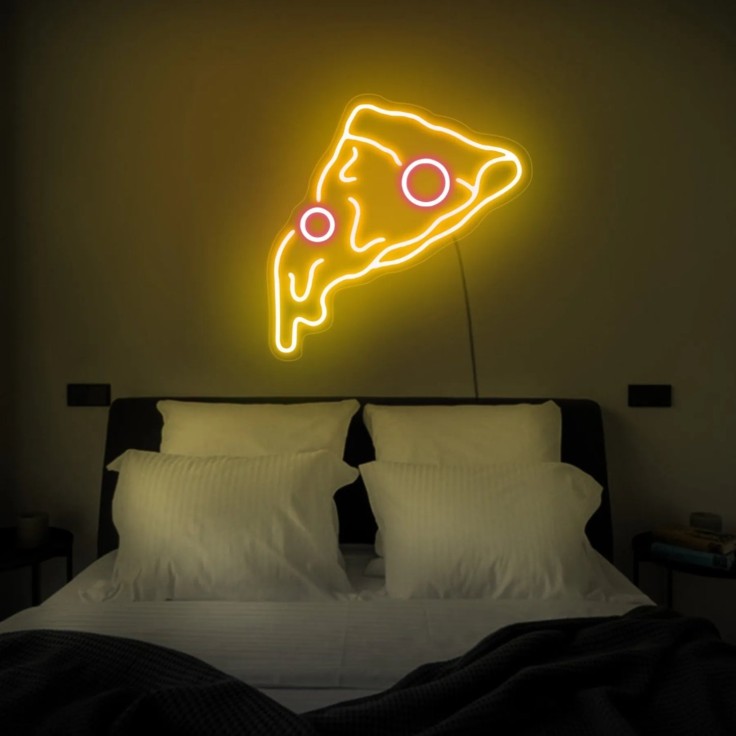 Pizza neon sign